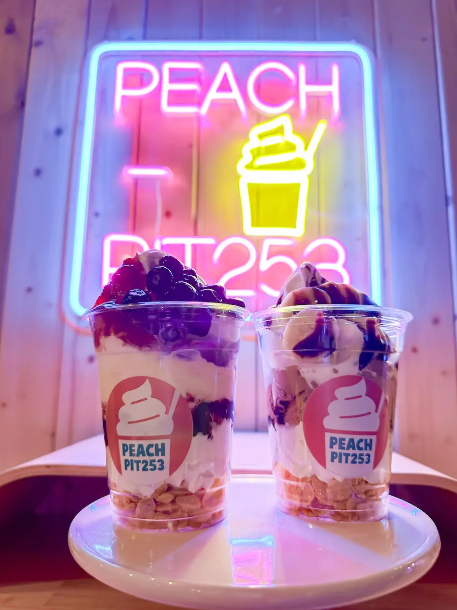 茅ケ崎】「PEACH-PIT253」で王道パフェを食べてきた！おしゃれな店内で